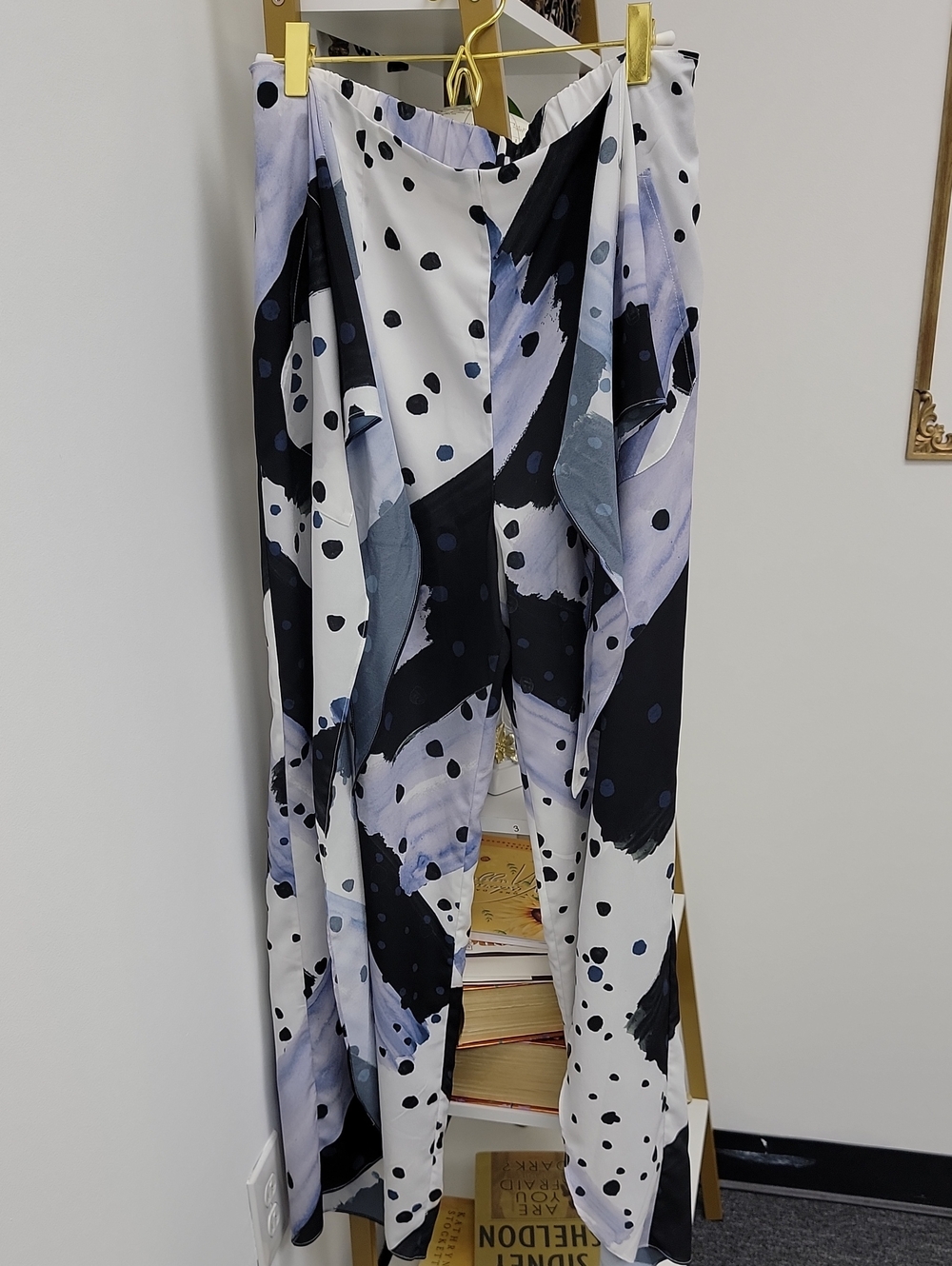 Pants - Picture 14 of 16